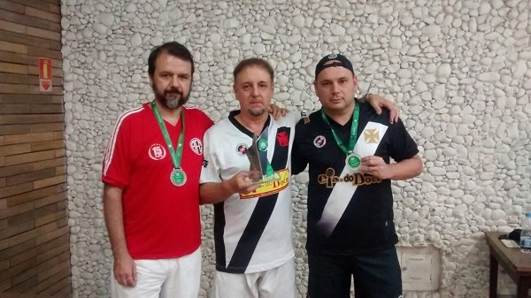 Pódio Máster Ouro - 3º Moacir Henze (AFC), 1º Ramos (CRVG) e 2º Marcelo Lages (CRVG)