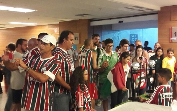 Fluminense no Maracanã em dia jogo contra a Ponte Preta