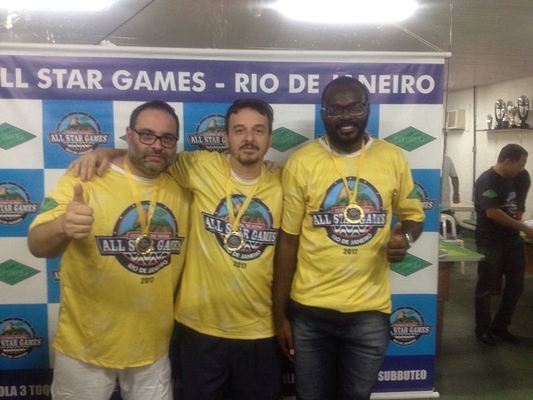 Bola 3 Toques: Antonio Ornelas (CRVG), Sérgio Falcometa (CRVG) e Éder Patrocínio (CRVG)