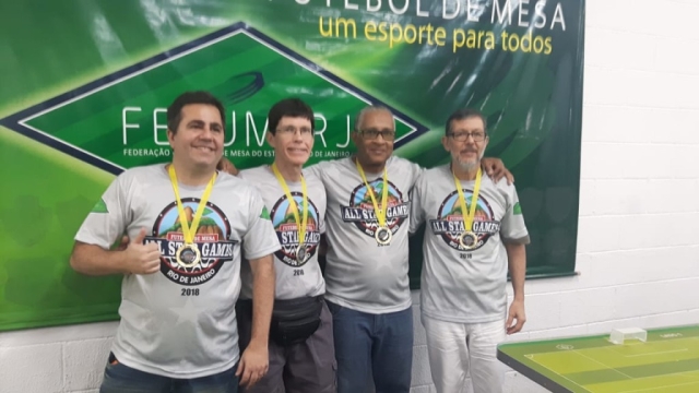 Bola 12 Toques - Equipe Prata  Máster - Campeã