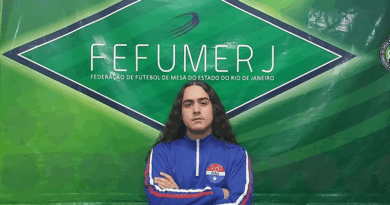 ARTHUR KRÜGER (AAL FUTMESA) É BENEFICIÁRIO DO PROGRAMA BOLSA-ATLETA PELA SUA CONDIÇÃO DE CAMPEÃO DE FUTEBOL DE MESA ARTHUR KRÜGER (AAL FUTMESA) É BENEFICIÁRIO DO PROGRAMA BOLSA-ATLETA PELA SUA CONDIÇÃO DE CAMPEÃO DE FUTEBOL DE MESA