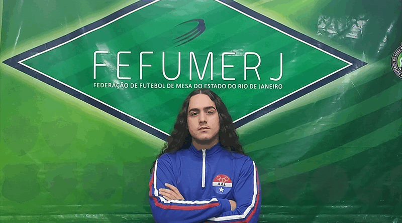 ARTHUR KRÜGER (AAL FUTMESA) É BENEFICIÁRIO DO PROGRAMA BOLSA-ATLETA PELA SUA CONDIÇÃO DE CAMPEÃO DE FUTEBOL DE MESA